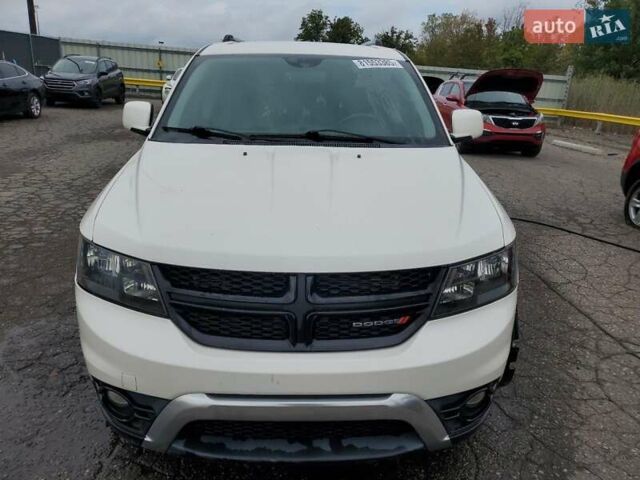 Белый Додж Джорни, объемом двигателя 2.36 л и пробегом 167 тыс. км за 1400 $, фото 4 на Automoto.ua