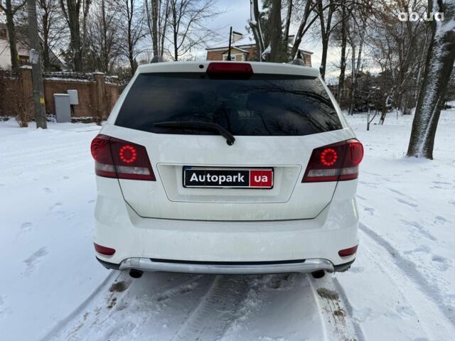 Білий Додж Джорні, об'ємом двигуна 3.6 л та пробігом 172 тис. км за 14500 $, фото 6 на Automoto.ua