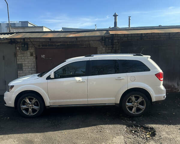 Белый Додж Джорни, объемом двигателя 2.36 л и пробегом 150 тыс. км за 13000 $, фото 5 на Automoto.ua