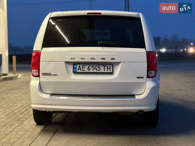 Білий Додж Джорні, об'ємом двигуна 3.6 л та пробігом 480 тис. км за 8500 $, фото 9 на Automoto.ua