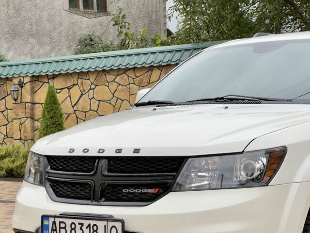 Белый Додж Джорни, объемом двигателя 3.6 л и пробегом 160 тыс. км за 12000 $, фото 12 на Automoto.ua