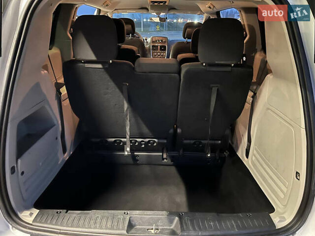 Білий Додж Джорні, об'ємом двигуна 3.6 л та пробігом 480 тис. км за 8500 $, фото 14 на Automoto.ua