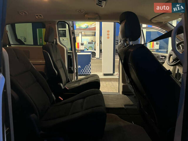 Білий Додж Джорні, об'ємом двигуна 3.6 л та пробігом 480 тис. км за 8500 $, фото 28 на Automoto.ua