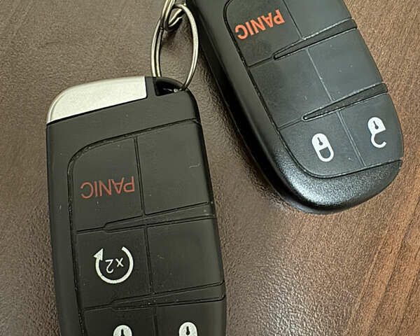 Белый Додж Джорни, объемом двигателя 2.36 л и пробегом 175 тыс. км за 14200 $, фото 67 на Automoto.ua