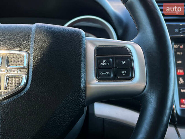 Білий Додж Джорні, об'ємом двигуна 3.61 л та пробігом 100 тис. км за 11200 $, фото 9 на Automoto.ua