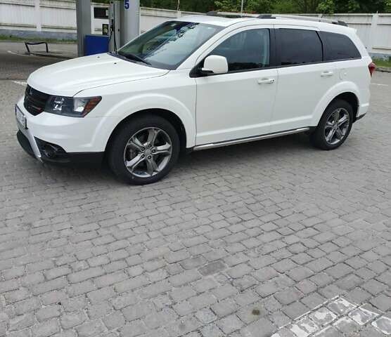 Білий Додж Джорні, об'ємом двигуна 3.6 л та пробігом 138 тис. км за 15300 $, фото 1 на Automoto.ua