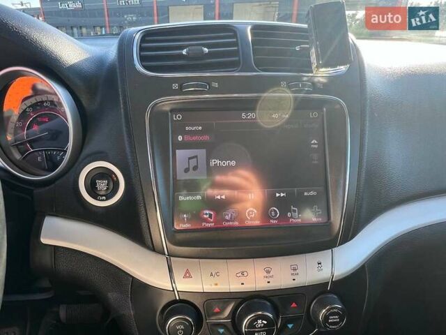 Белый Додж Джорни, объемом двигателя 3.6 л и пробегом 109 тыс. км за 15000 $, фото 12 на Automoto.ua