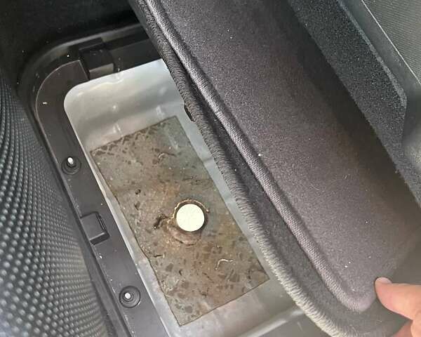 Белый Додж Джорни, объемом двигателя 3.6 л и пробегом 109 тыс. км за 15000 $, фото 30 на Automoto.ua