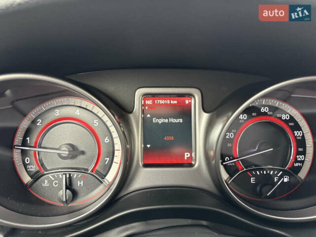 Белый Додж Джорни, объемом двигателя 2.36 л и пробегом 175 тыс. км за 14200 $, фото 38 на Automoto.ua