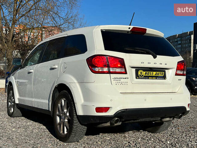 Білий Додж Джорні, об'ємом двигуна 3.61 л та пробігом 100 тис. км за 11200 $, фото 3 на Automoto.ua