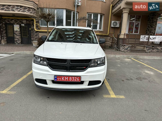 Білий Додж Джорні, об'ємом двигуна 2.4 л та пробігом 170 тис. км за 11700 $, фото 2 на Automoto.ua