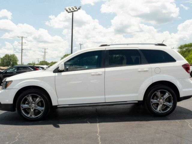 Белый Додж Джорни, объемом двигателя 3.6 л и пробегом 56 тыс. км за 1200 $, фото 4 на Automoto.ua