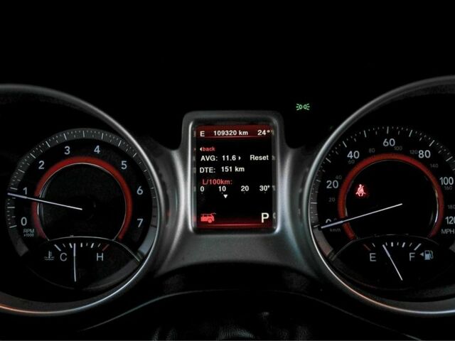 Белый Додж Джорни, объемом двигателя 2.4 л и пробегом 115 тыс. км за 11700 $, фото 13 на Automoto.ua