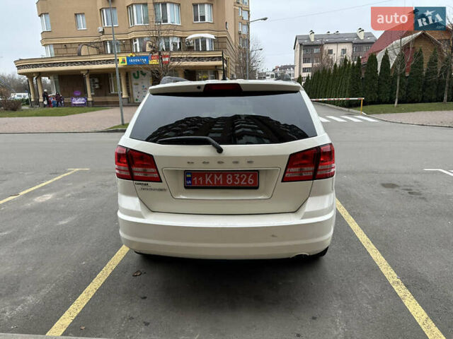Білий Додж Джорні, об'ємом двигуна 2.4 л та пробігом 170 тис. км за 11700 $, фото 10 на Automoto.ua