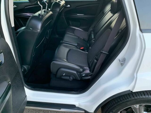 Белый Додж Джорни, объемом двигателя 3.6 л и пробегом 67 тыс. км за 2300 $, фото 13 на Automoto.ua