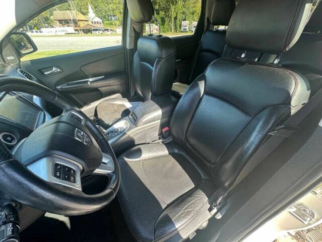 Белый Додж Джорни, объемом двигателя 3.6 л и пробегом 61 тыс. км за 6300 $, фото 6 на Automoto.ua