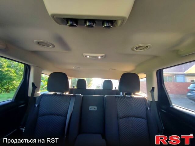 Додж Джорни 2017 в Киеве на Automoto.ua Белый Додж Джорни, объемом двигателя 2.4 л и пробегом 208 тыс. км за 11000 $, фото 7 на Automoto.ua