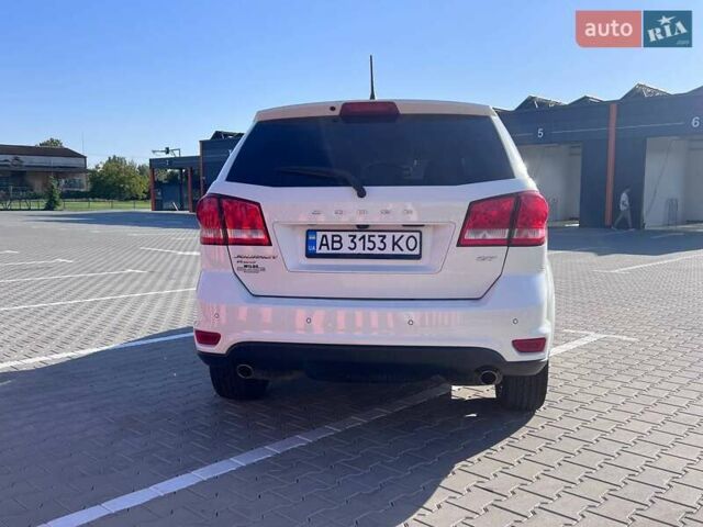 Белый Додж Джорни, объемом двигателя 3.6 л и пробегом 109 тыс. км за 15000 $, фото 3 на Automoto.ua