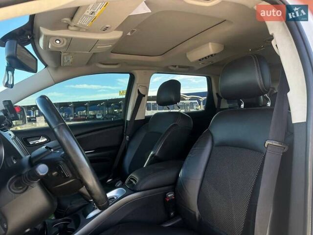 Білий Додж Джорні, об'ємом двигуна 2.36 л та пробігом 200 тис. км за 11900 $, фото 16 на Automoto.ua