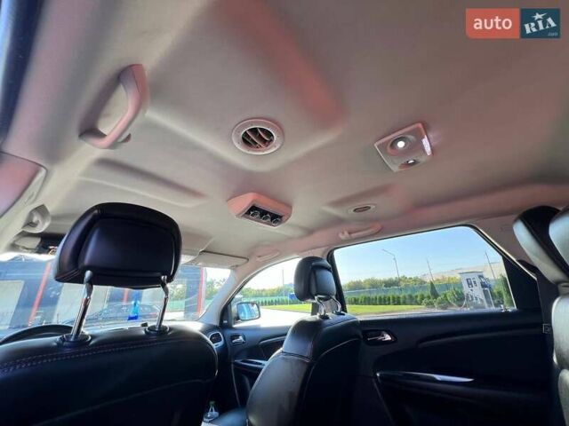 Белый Додж Джорни, объемом двигателя 3.6 л и пробегом 109 тыс. км за 15000 $, фото 21 на Automoto.ua