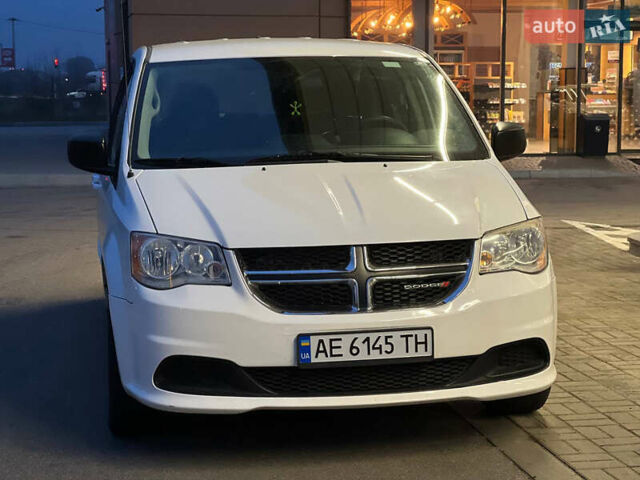 Білий Додж Джорні, об'ємом двигуна 3.6 л та пробігом 480 тис. км за 8500 $, фото 6 на Automoto.ua