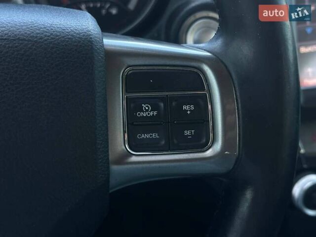 Білий Додж Джорні, об'ємом двигуна 2.36 л та пробігом 200 тис. км за 11900 $, фото 20 на Automoto.ua