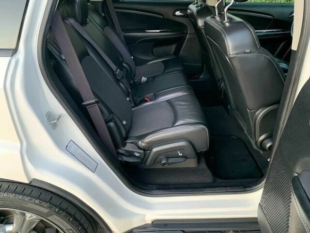 Белый Додж Джорни, объемом двигателя 3.6 л и пробегом 67 тыс. км за 2300 $, фото 12 на Automoto.ua