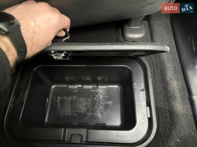 Белый Додж Джорни, объемом двигателя 2.36 л и пробегом 175 тыс. км за 14200 $, фото 62 на Automoto.ua