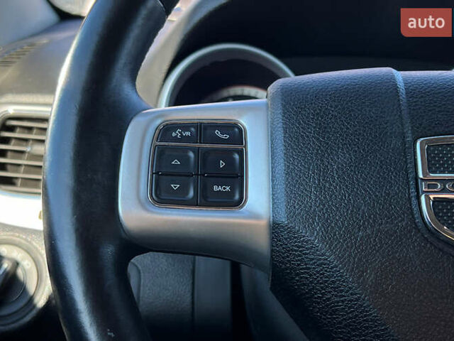 Білий Додж Джорні, об'ємом двигуна 3.61 л та пробігом 100 тис. км за 11200 $, фото 8 на Automoto.ua