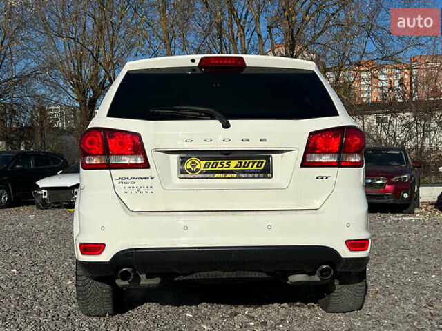 Білий Додж Джорні, об'ємом двигуна 3.61 л та пробігом 100 тис. км за 11200 $, фото 4 на Automoto.ua