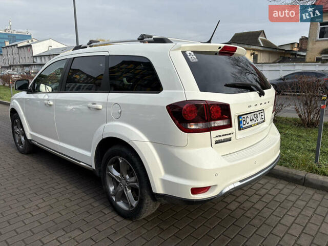 Белый Додж Джорни, объемом двигателя 2.36 л и пробегом 175 тыс. км за 14200 $, фото 9 на Automoto.ua
