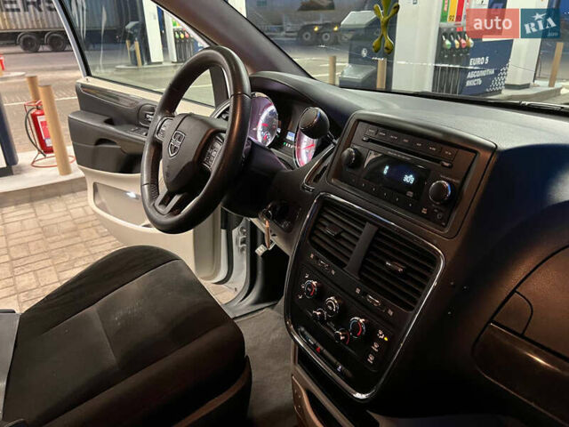 Білий Додж Джорні, об'ємом двигуна 3.6 л та пробігом 480 тис. км за 8500 $, фото 26 на Automoto.ua