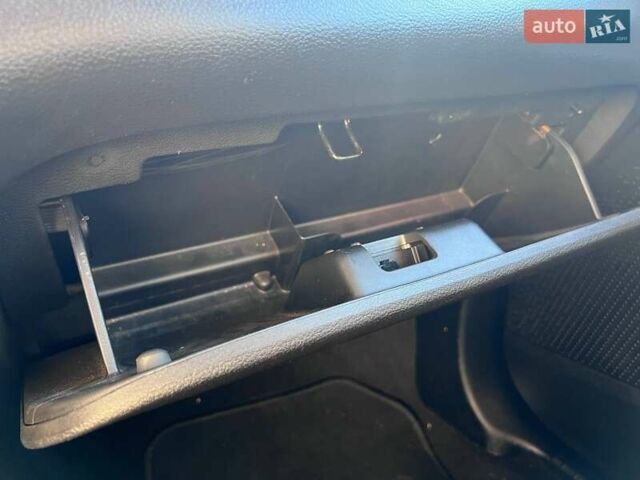 Белый Додж Джорни, объемом двигателя 3.6 л и пробегом 109 тыс. км за 15000 $, фото 16 на Automoto.ua