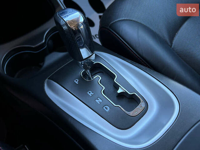 Білий Додж Джорні, об'ємом двигуна 3.61 л та пробігом 100 тис. км за 11200 $, фото 14 на Automoto.ua