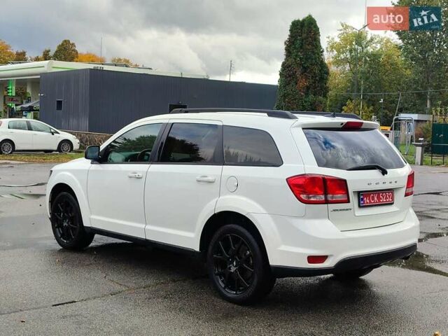 Белый Додж Джорни, объемом двигателя 2.36 л и пробегом 168 тыс. км за 11700 $, фото 3 на Automoto.ua