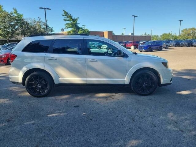 Білий Додж Джорні, об'ємом двигуна 3.6 л та пробігом 47 тис. км за 7200 $, фото 5 на Automoto.ua