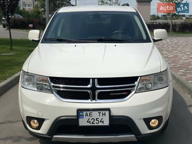 Білий Додж Джорні, об'ємом двигуна 3.6 л та пробігом 154 тис. км за 14700 $, фото 1 на Automoto.ua