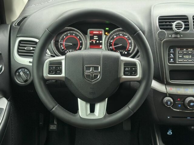 Белый Додж Джорни, объемом двигателя 2.4 л и пробегом 49 тыс. км за 13350 $, фото 3 на Automoto.ua