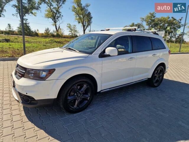 Белый Додж Джорни, объемом двигателя 3.6 л и пробегом 185 тыс. км за 14500 $, фото 6 на Automoto.ua