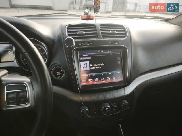 Білий Додж Джорні, об'ємом двигуна 3.6 л та пробігом 103 тис. км за 14000 $, фото 42 на Automoto.ua