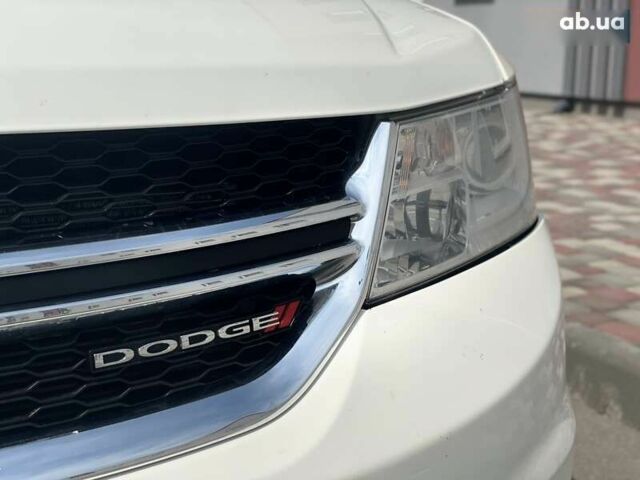 Белый Додж Джорни, объемом двигателя 3.6 л и пробегом 154 тыс. км за 14700 $, фото 11 на Automoto.ua