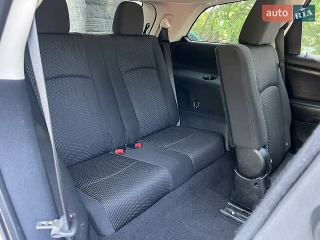 Белый Додж Джорни, объемом двигателя 2.36 л и пробегом 152 тыс. км за 12499 $, фото 7 на Automoto.ua