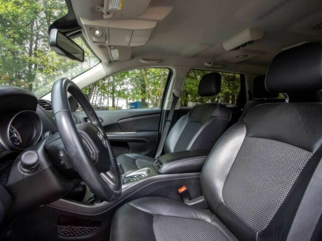 Білий Додж Джорні, об'ємом двигуна 3.6 л та пробігом 33 тис. км за 6300 $, фото 6 на Automoto.ua