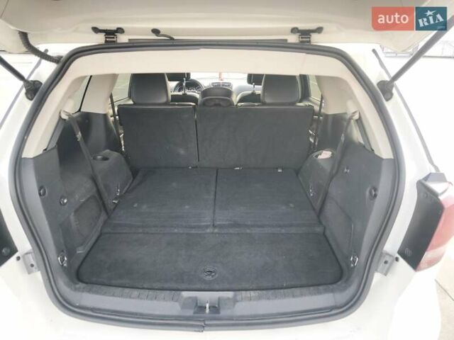 Білий Додж Джорні, об'ємом двигуна 3.6 л та пробігом 103 тис. км за 14000 $, фото 22 на Automoto.ua