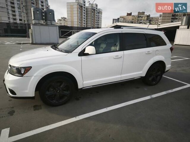 Білий Додж Джорні, об'ємом двигуна 3.6 л та пробігом 103 тис. км за 14000 $, фото 6 на Automoto.ua