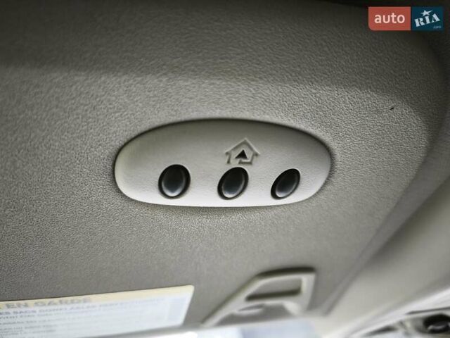 Білий Додж Джорні, об'ємом двигуна 3.6 л та пробігом 103 тис. км за 14000 $, фото 47 на Automoto.ua