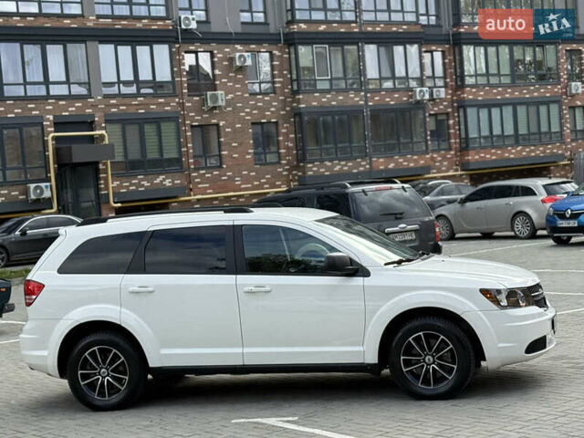 Білий Додж Джорні, об'ємом двигуна 2.36 л та пробігом 122 тис. км за 11850 $, фото 14 на Automoto.ua