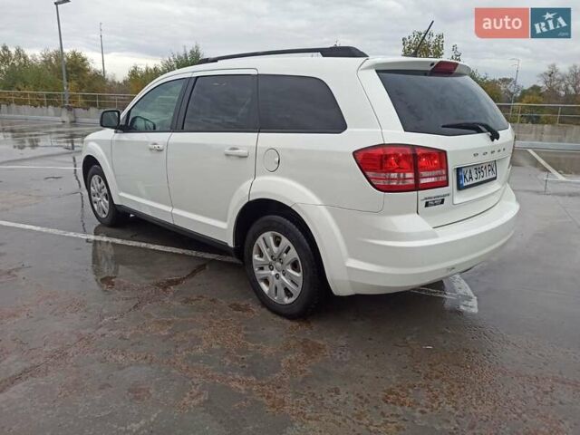 Додж Джорни 2018 в Киеве на Automoto.ua Белый Додж Джорни, объемом двигателя 2.36 л и пробегом 139 тыс. км за 11900 $, фото 2 на Automoto.ua