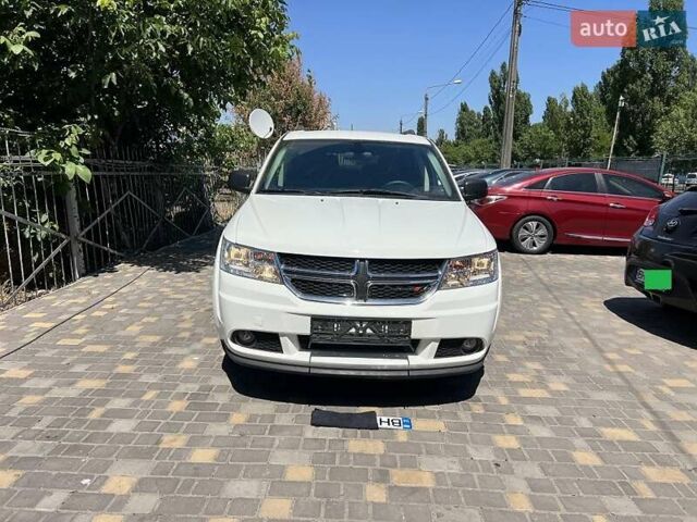 Белый Додж Джорни, объемом двигателя 2.36 л и пробегом 152 тыс. км за 12499 $, фото 32 на Automoto.ua