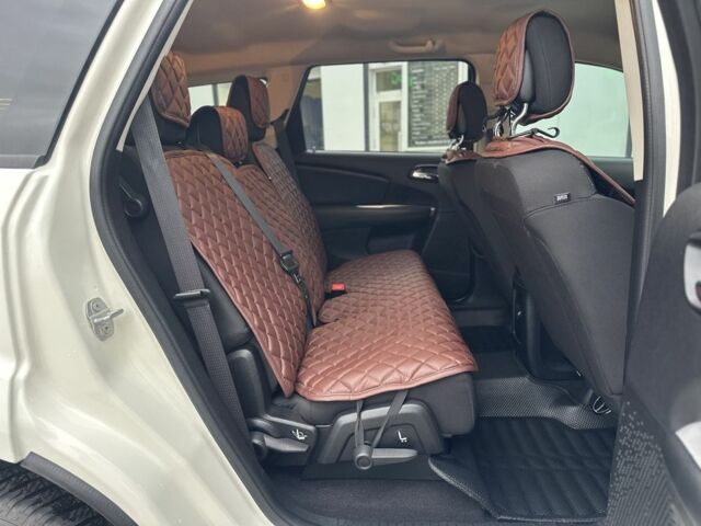 Белый Додж Джорни, объемом двигателя 2.4 л и пробегом 49 тыс. км за 13350 $, фото 22 на Automoto.ua